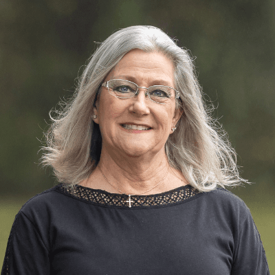 Cathie Thomas headshot